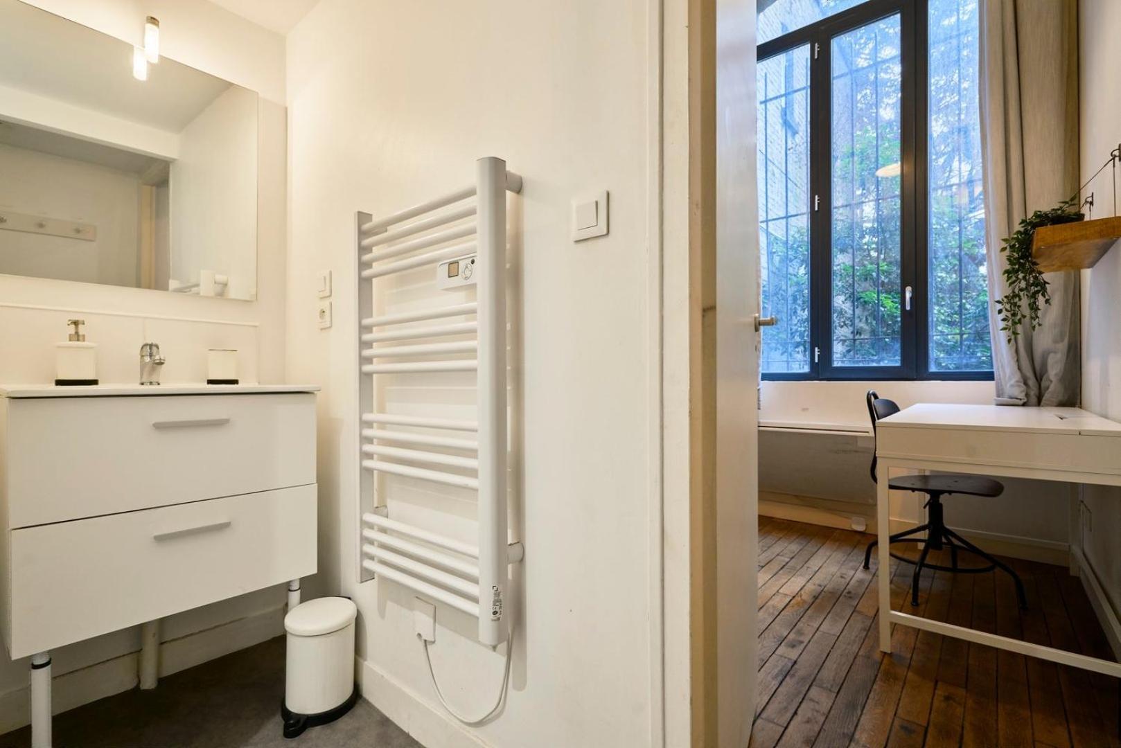Bright 3-Bedroom 2-Bathroom Flat. Lille Ngoại thất bức ảnh