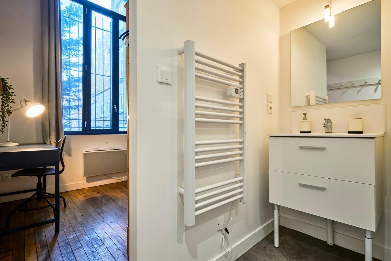 Bright 3-Bedroom 2-Bathroom Flat. Lille Ngoại thất bức ảnh